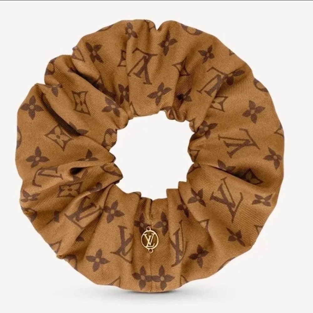 Louis Vuitton scrunchie - Picture 2 of 5